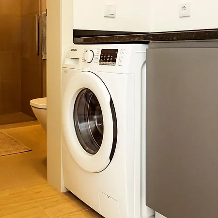 Cocoon House * Canhas