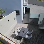 Cocoon House Σπίτι διακοπών *