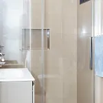 Cocoon House بيت للعطل *