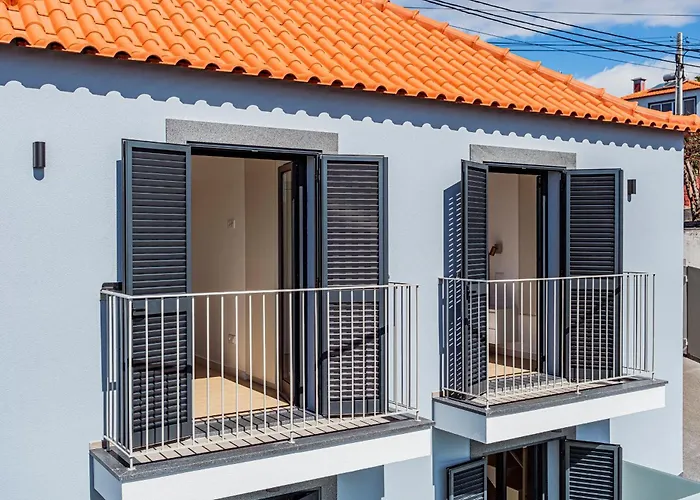 Cocoon House 펜션 Canhas